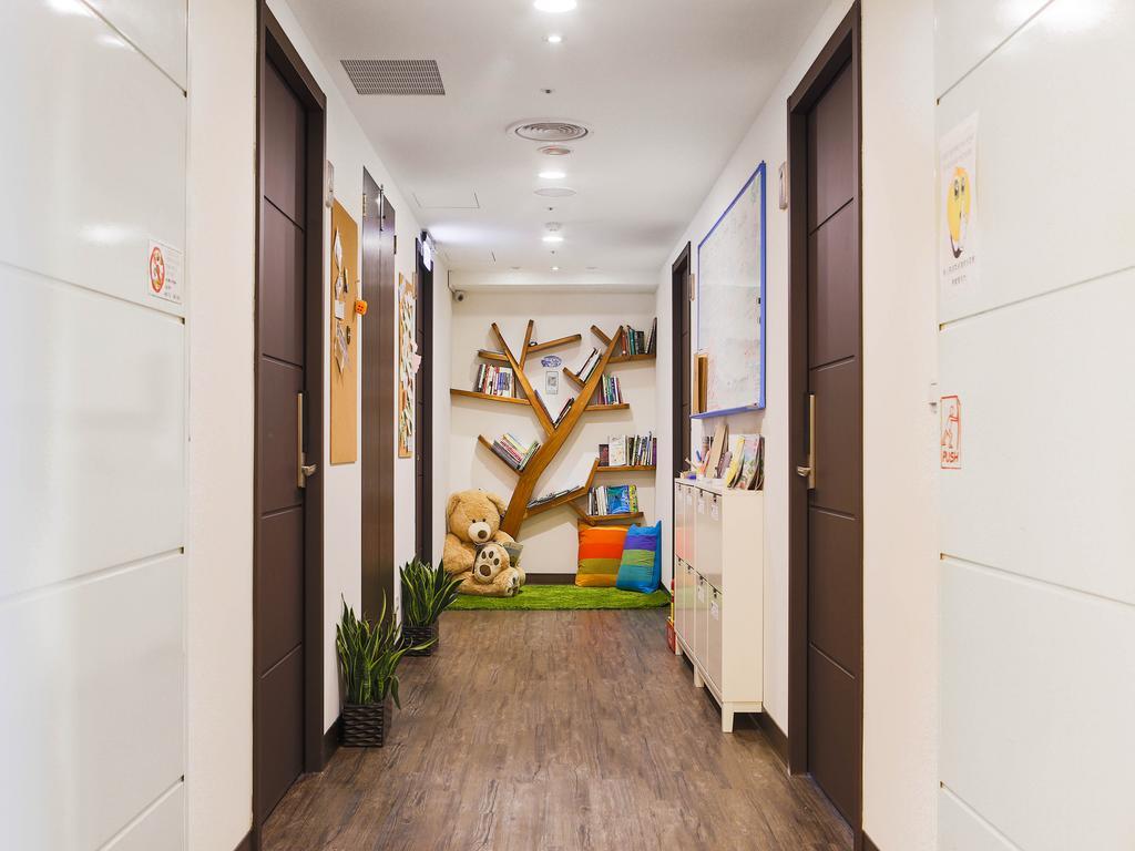 Sleepy Dragon Hostel Taipei Exterior foto